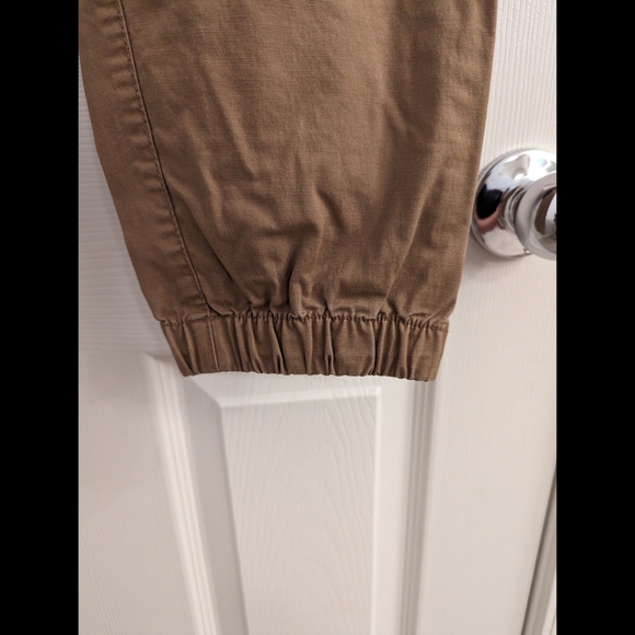 Old Navy Tech Jogger Pants - Picture 5 of 5